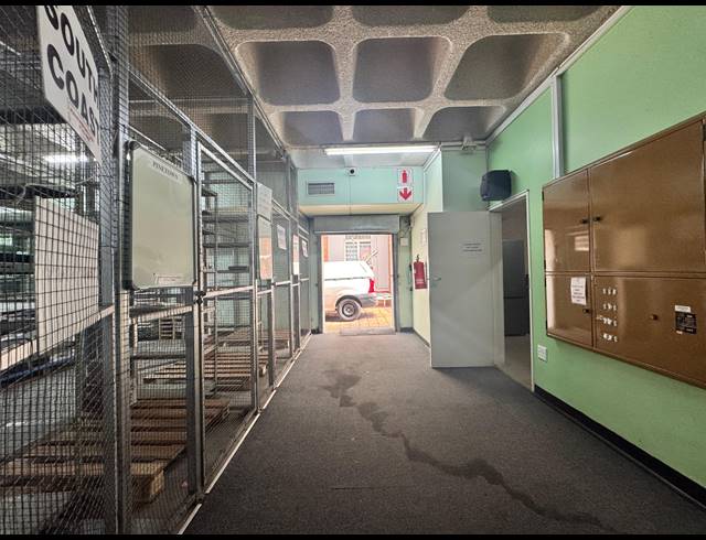 850M² WAREHOUSE FOR SALE IN BULWER
